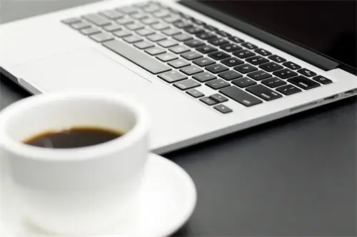 秀丽的名字含义女